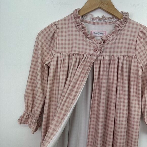 SweetHoney Single Button Ruffle Collar Hem Cuff Neutral Gingham Robe - Picture 5 of 8